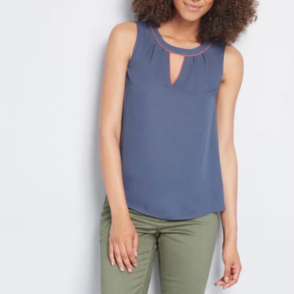 ModCloth Sleeveless Top Contrast Blue Red Trim Keyhole Blouse